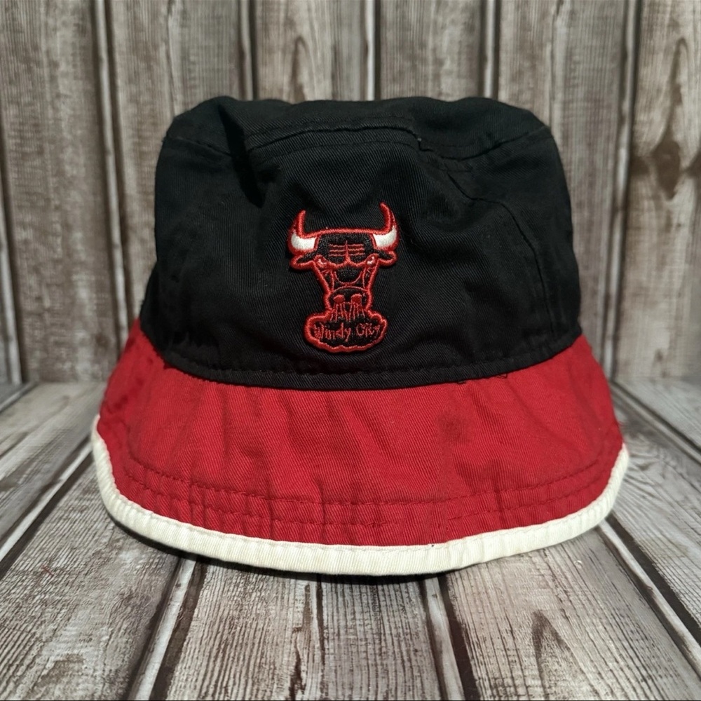 Chicago‎ Bulls Windy City Bucket Hat New Era Hardwood Classics Size Medium